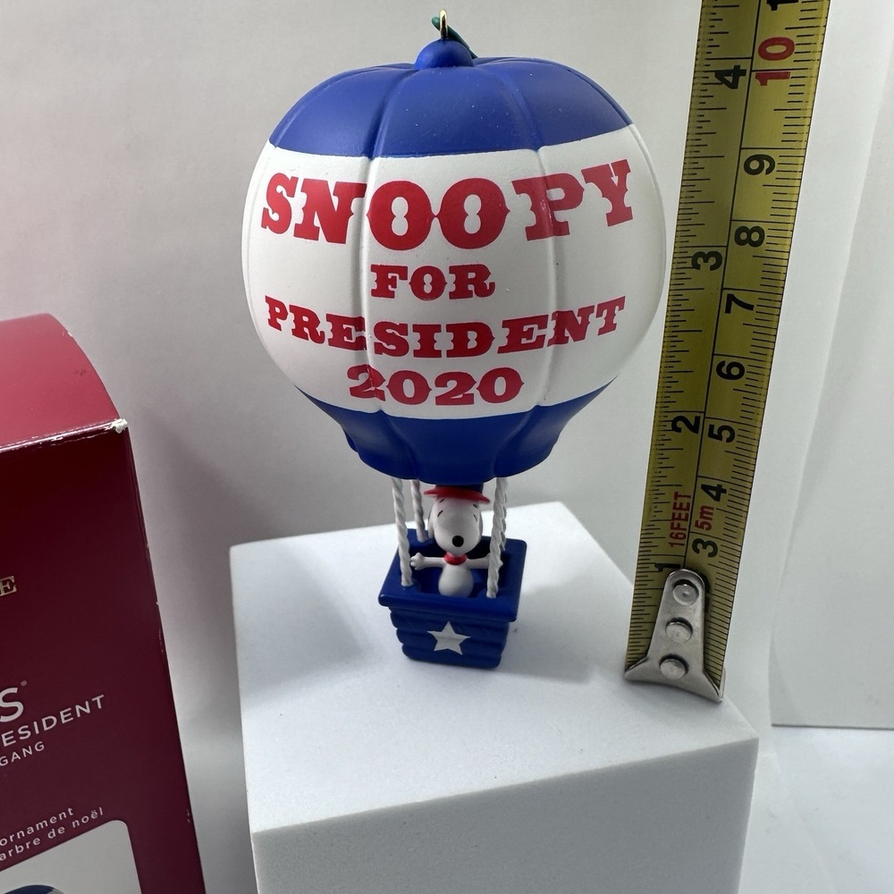 Hallmark Snoopy Keepsake (Peanuts): "Snoopy‎ For President" 2020 Ornament w/ Box - Picture 5 of 13